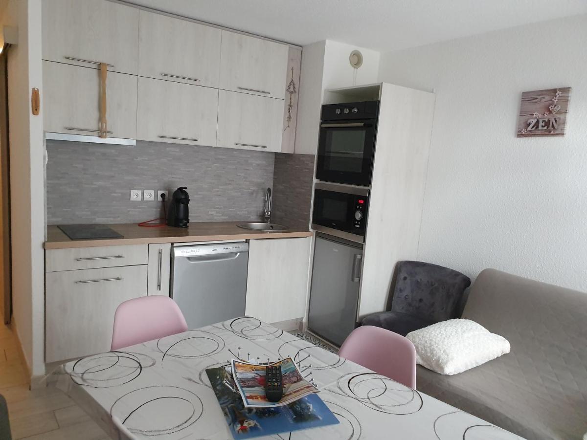 Apt Cosy, 4 Pers, Plein Centre Ville, Parking Offert Фон-Ромё Экстерьер фото